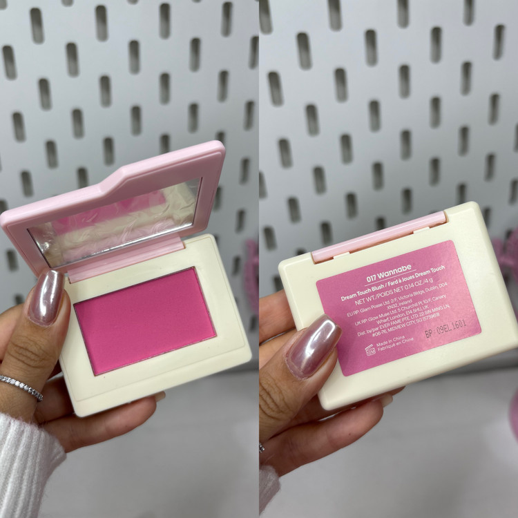 رژگونه Dream Touch شیگلم