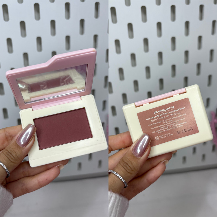 رژگونه Dream Touch شیگلم